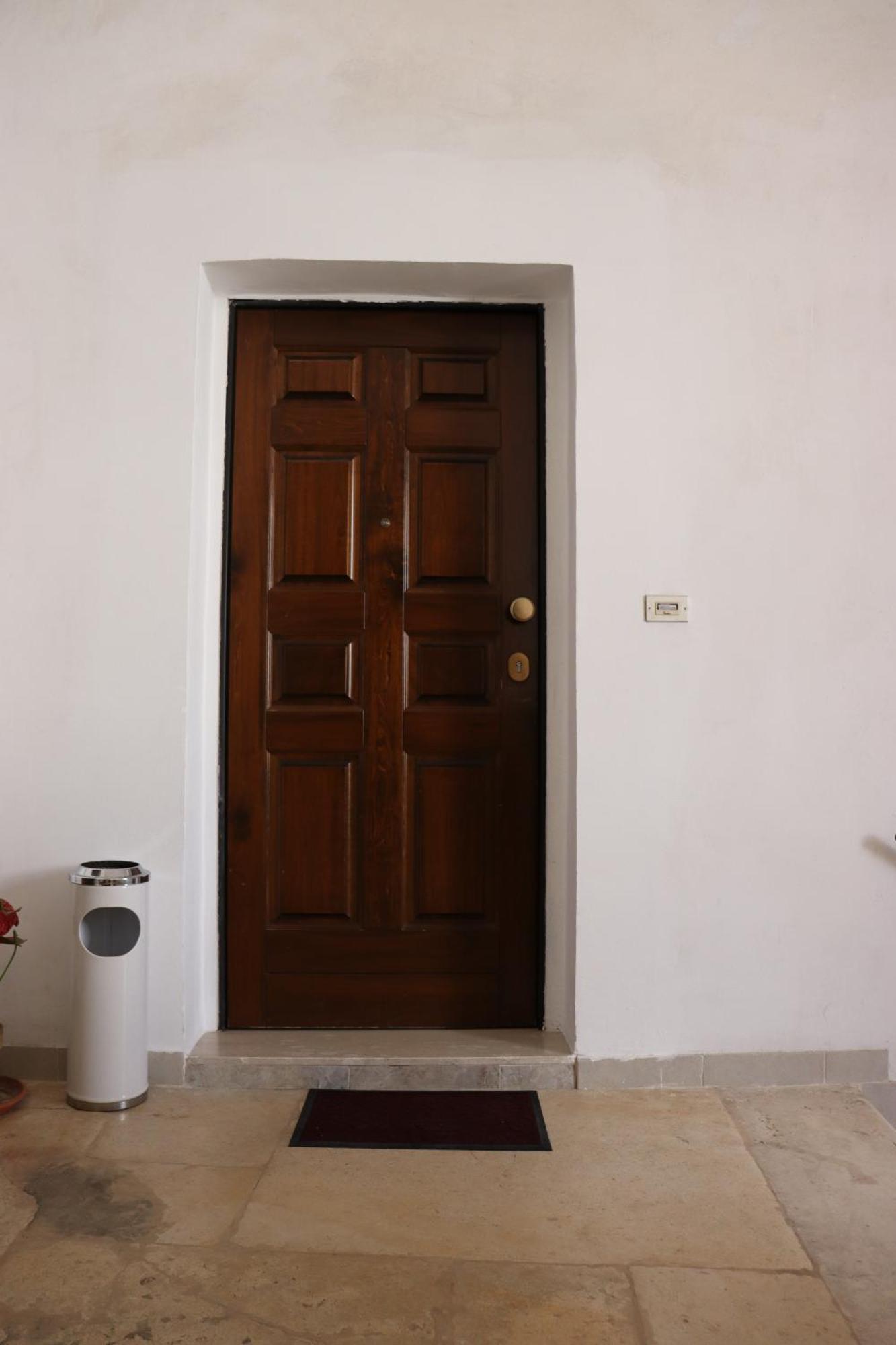 Laviano House Apartment บรินดิซิ ภายนอก รูปภาพ