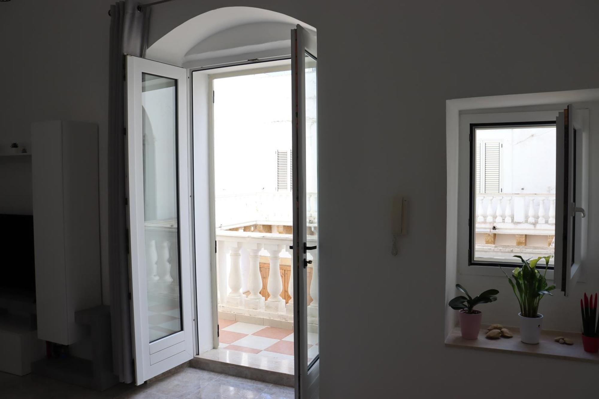 Laviano House Apartment บรินดิซิ ภายนอก รูปภาพ